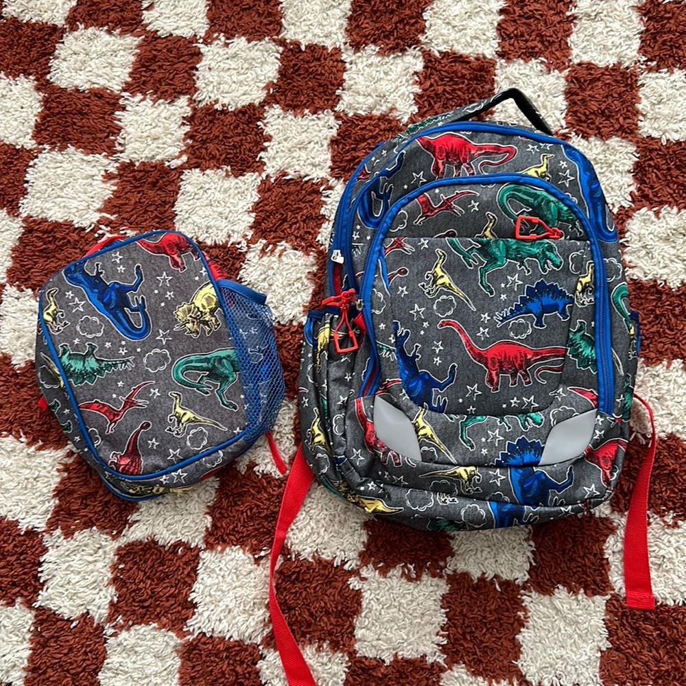 Olivet • Dino backpack with matching lunch bag